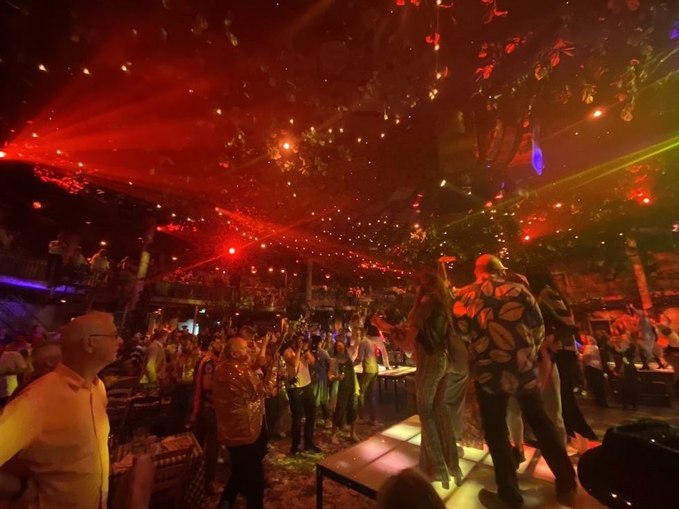 TEA SATE Europe 2022 Mamma Mia The party dancing