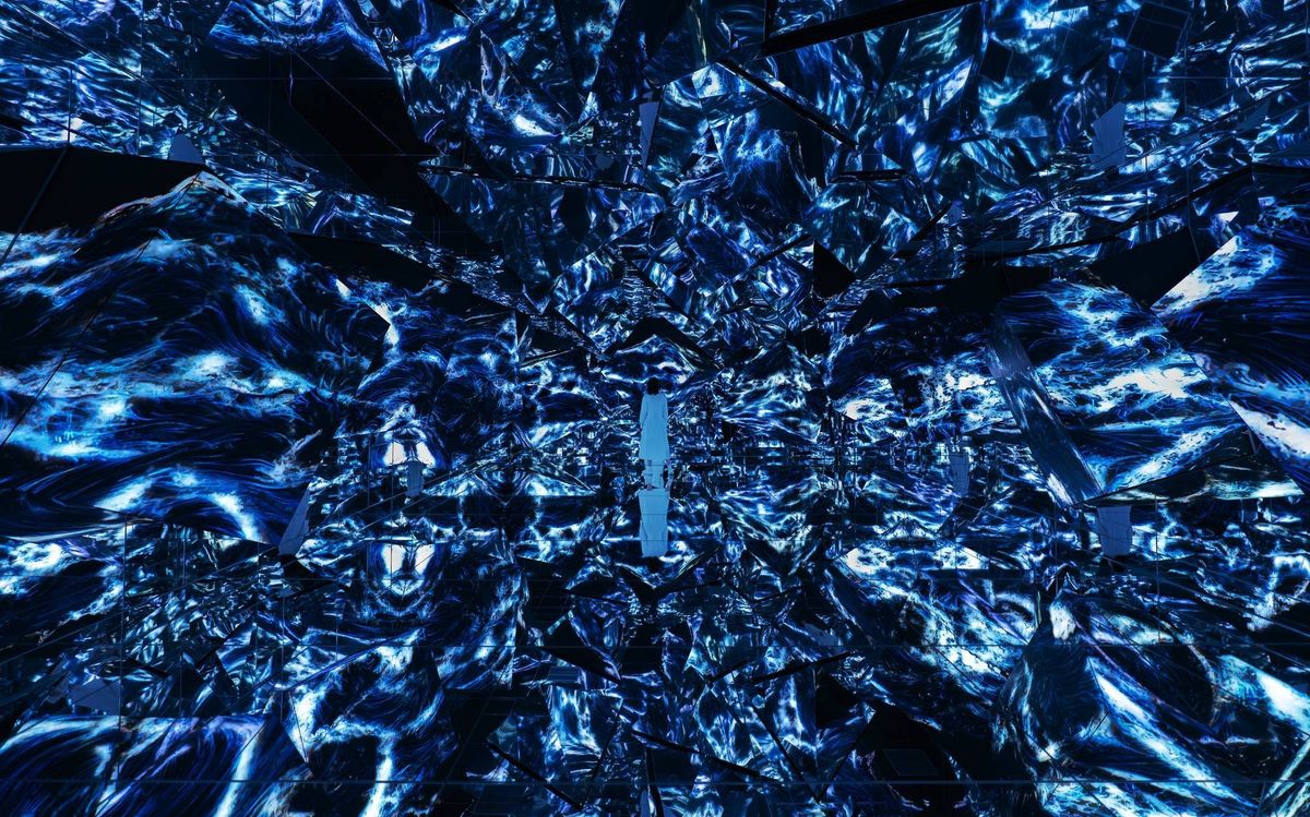 teamlab borderless black waves