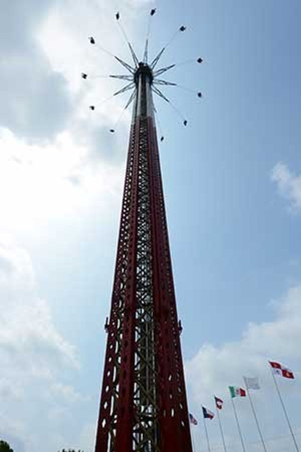 Texas-SkyScreamer-at-Six-Flags-over-Texas
