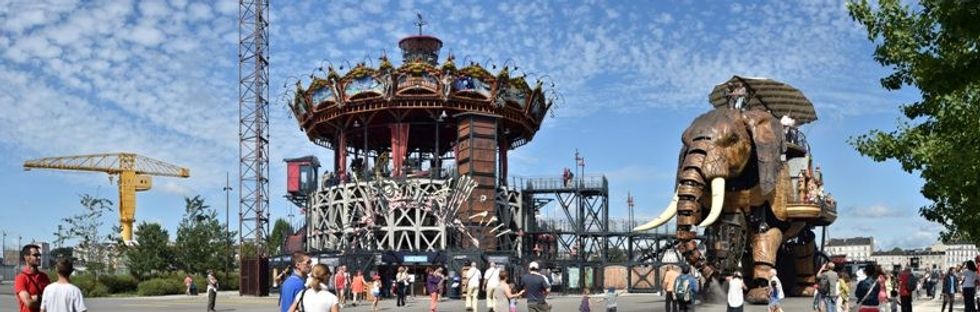 the carousel and the grand elephant les machine de l'ile