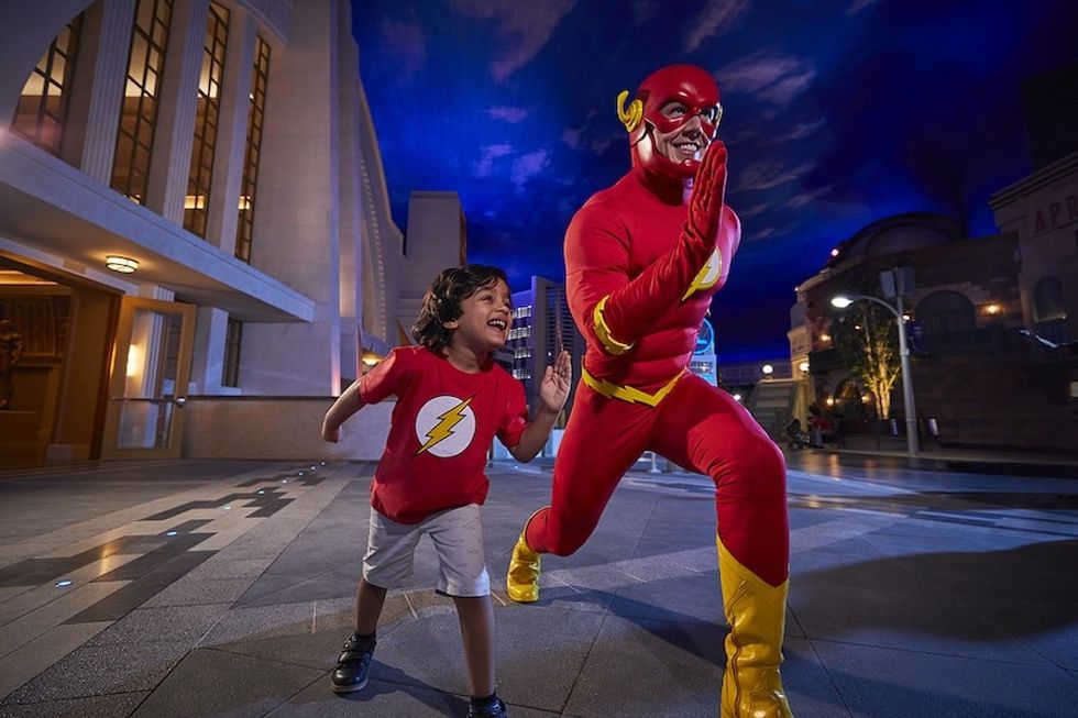 The Flash Warner Bros World Abu Dhabit