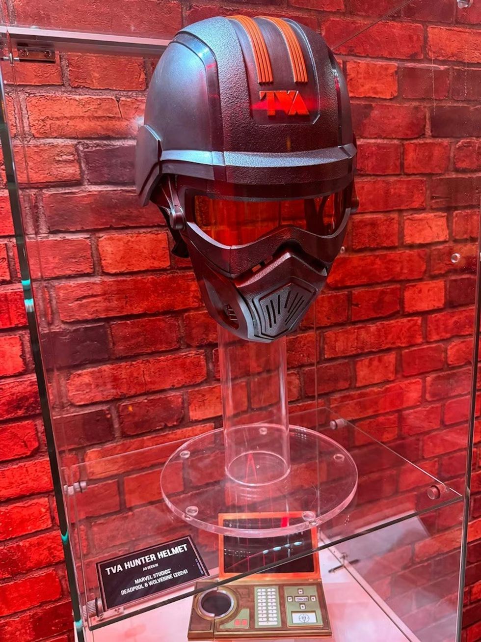 The Fourth Wall at the Broom Room (Deadpool Speakeasy)