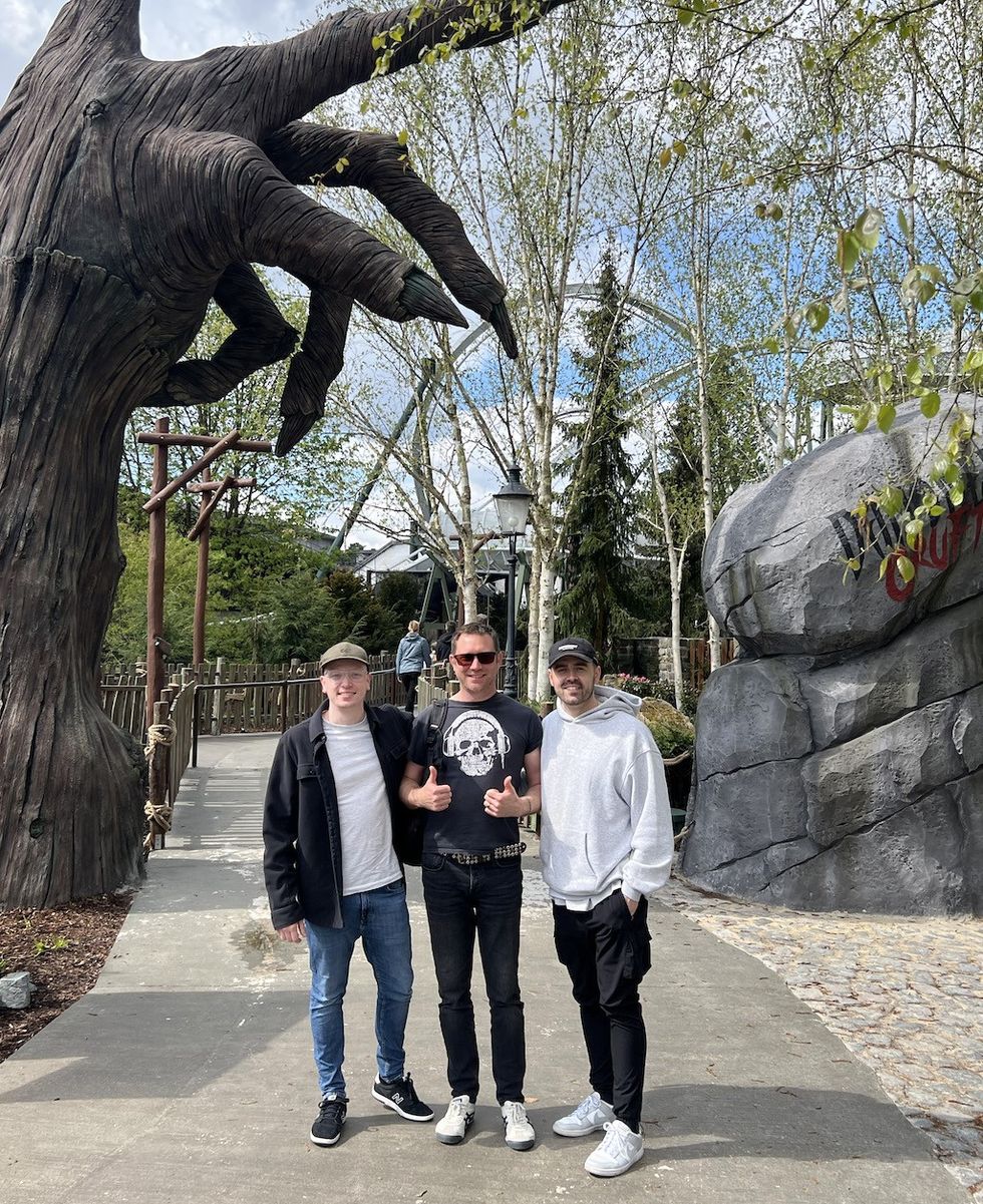 The Imaginize team outside Dämonen Gruft