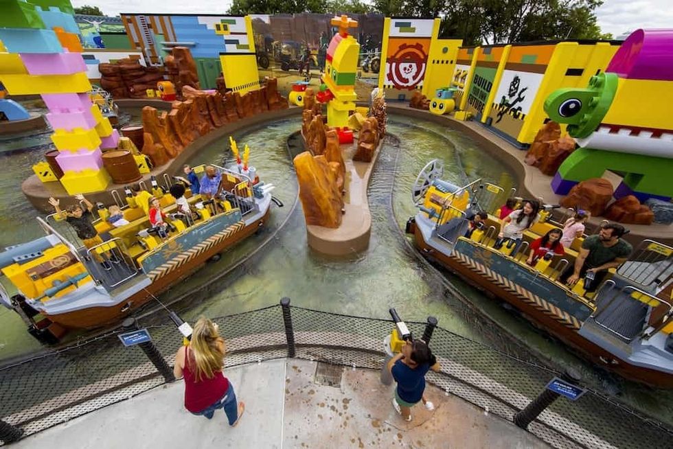 The-Lego-Movie-World-Battle-of-Bricksburg