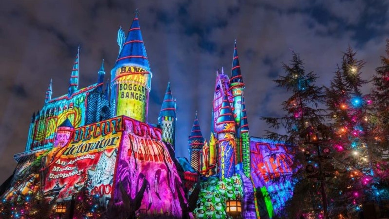 The Magic of Christmas at Hogwarts Castle universal parks orlando harry potter