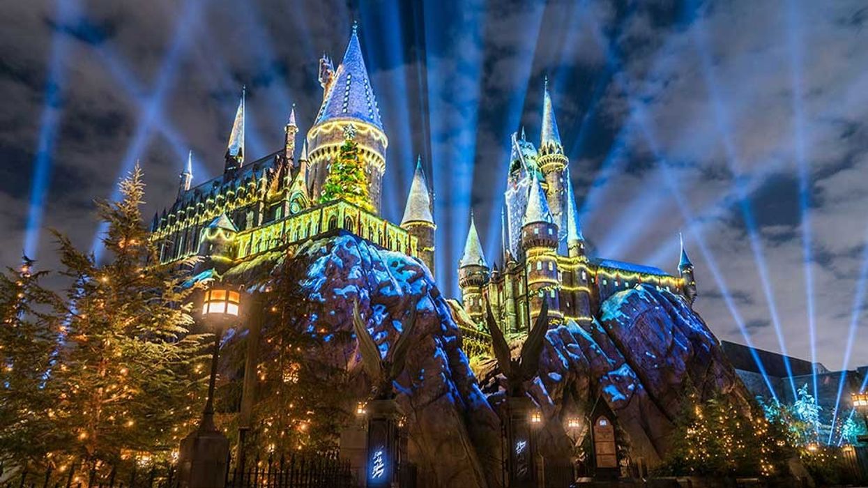 The Magic of Christmas at The Wizarding World of Harry Potter Universal Orlando Resort