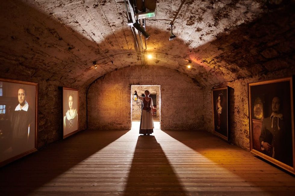 The Real Mary Kings Close Gallery + Maid Continuum