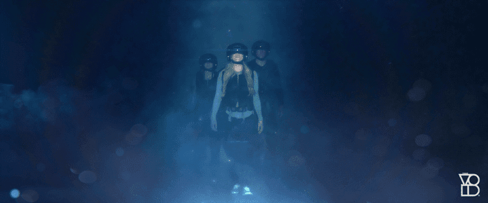 The VOID enter virtual reality people headgear