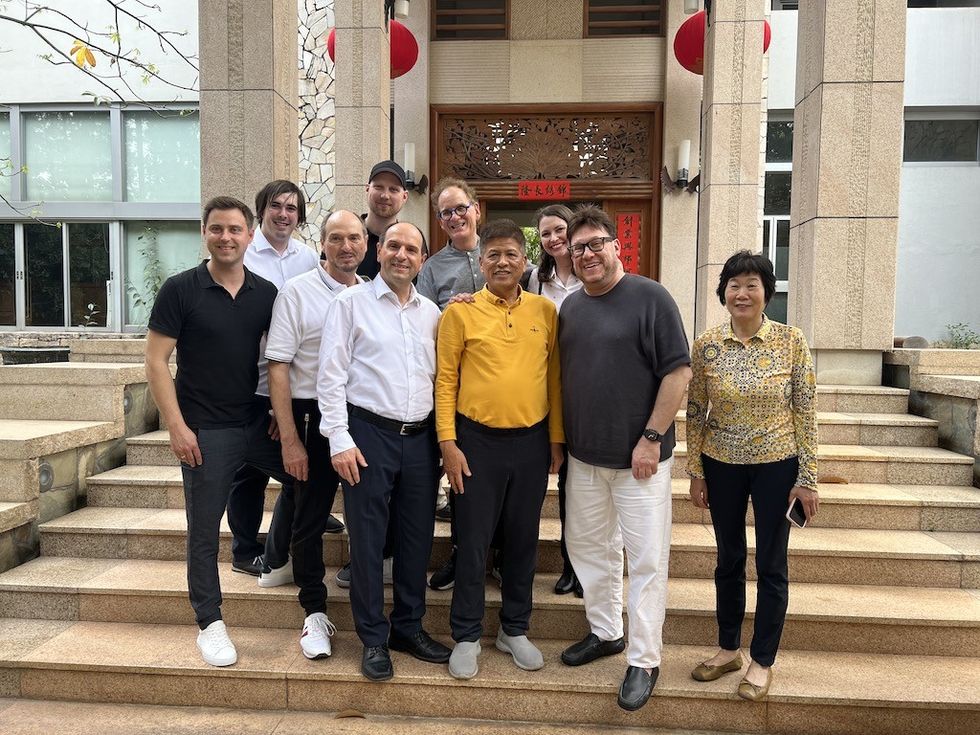 The Zeitgeist team and Air Stage with Chimelong’s Mr. and Mrs. Su