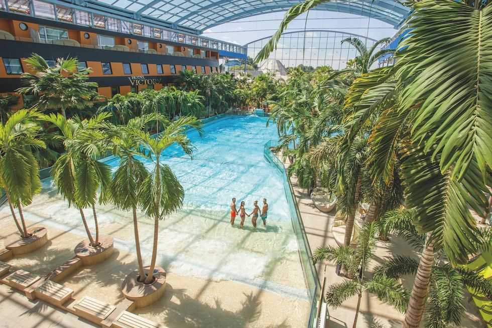 Therme Erding wave pool