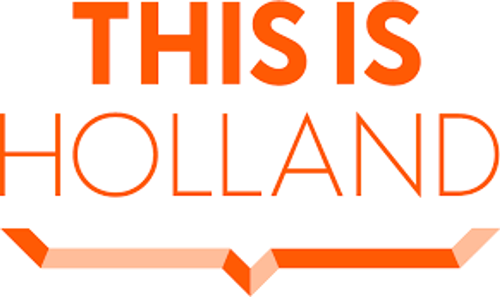 this is Holland flying theatre entrance giant clog