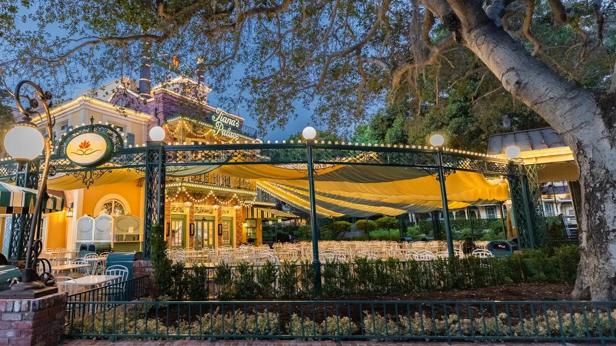 tianas palace disneyland