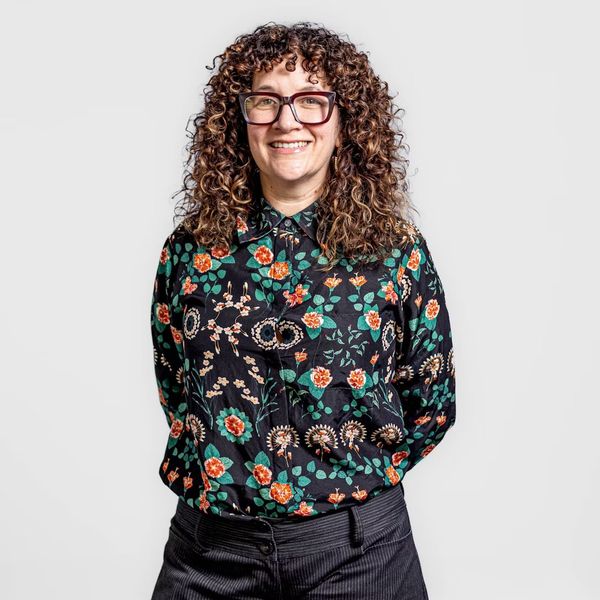 Tina Blakeney headshot