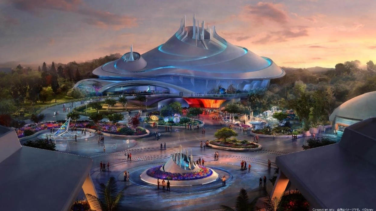 tokyo disneyland space mountain tomorrowland renovation