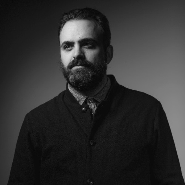 Tom Scalabre headshot