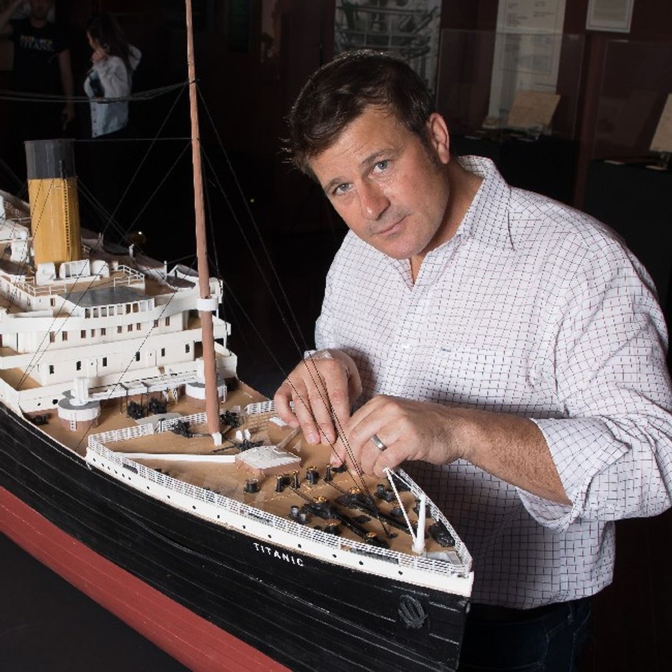 Tom Zaller travelling exhibitions