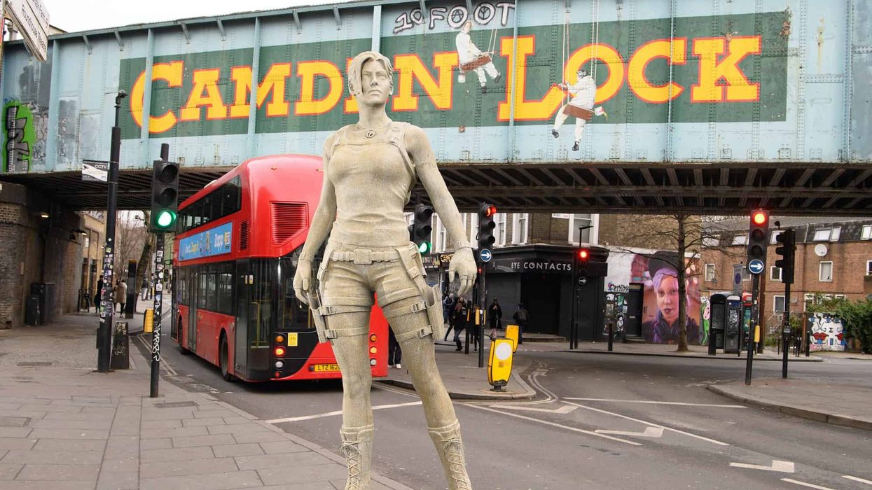 tomb raider statue london live experience