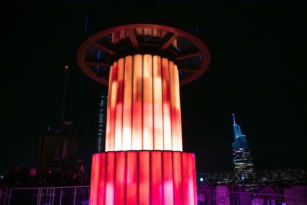 Top of the Rock sky lift