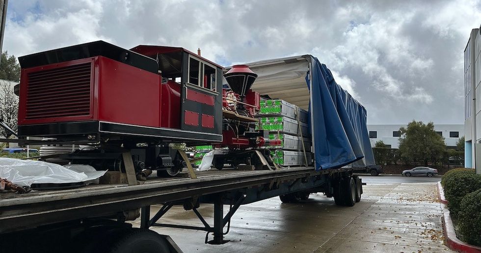 Transporting Vancouver Zoo Train