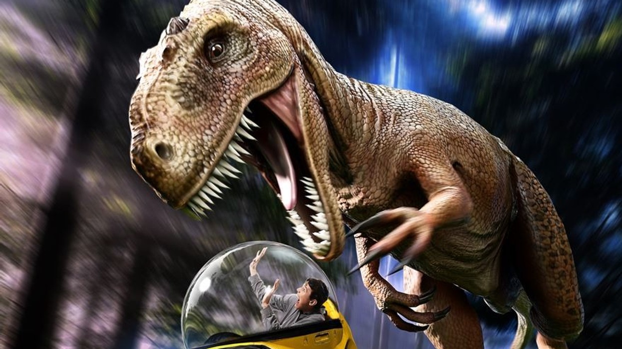 trex attacks buggie - the juice films dinotrek vr 4d adventure