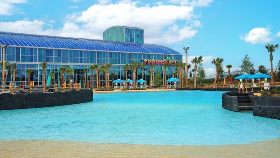 Tropic Falls OWA Big Water Bay