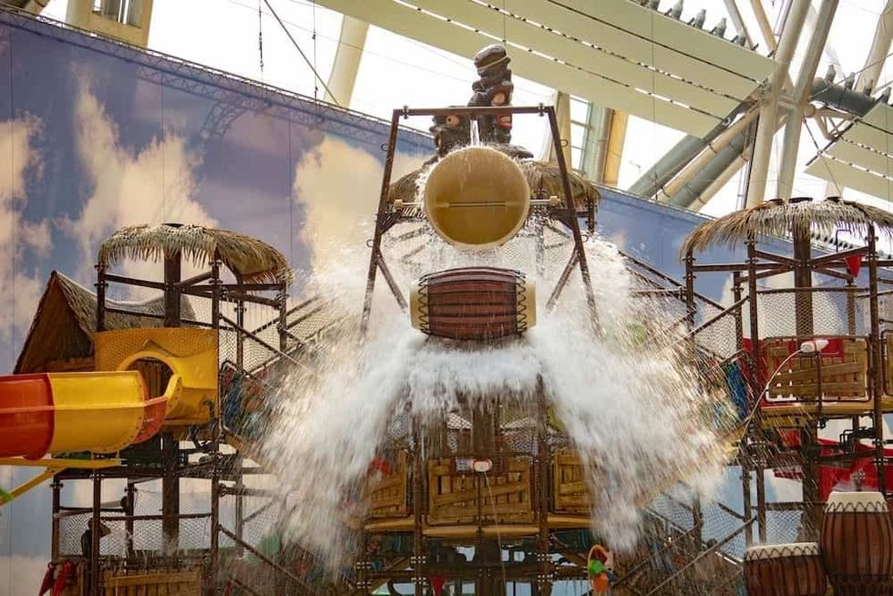 Tropical_Islands_Resort_Germany-Polin-water-play-structure-tipping-bucket