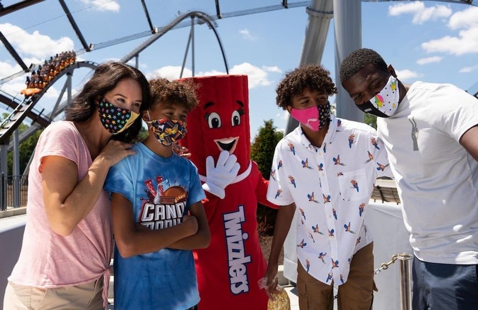 Twizzler character Hersheypark RWS Entertainment