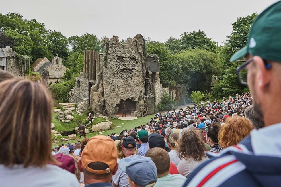 \u200bThe Kinetic Face of Morgane at Puy du Fou