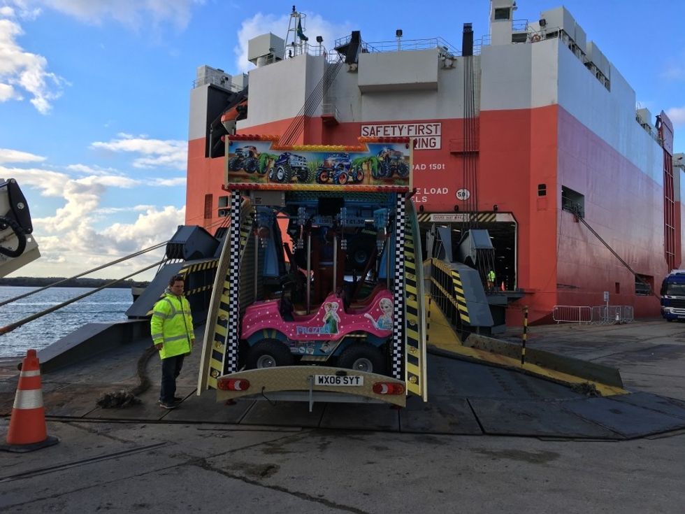 UCARGO LLP Travelling Juvenile Children's Ride