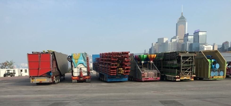 UCARGO Travelling Fairground Funfair Rides in City