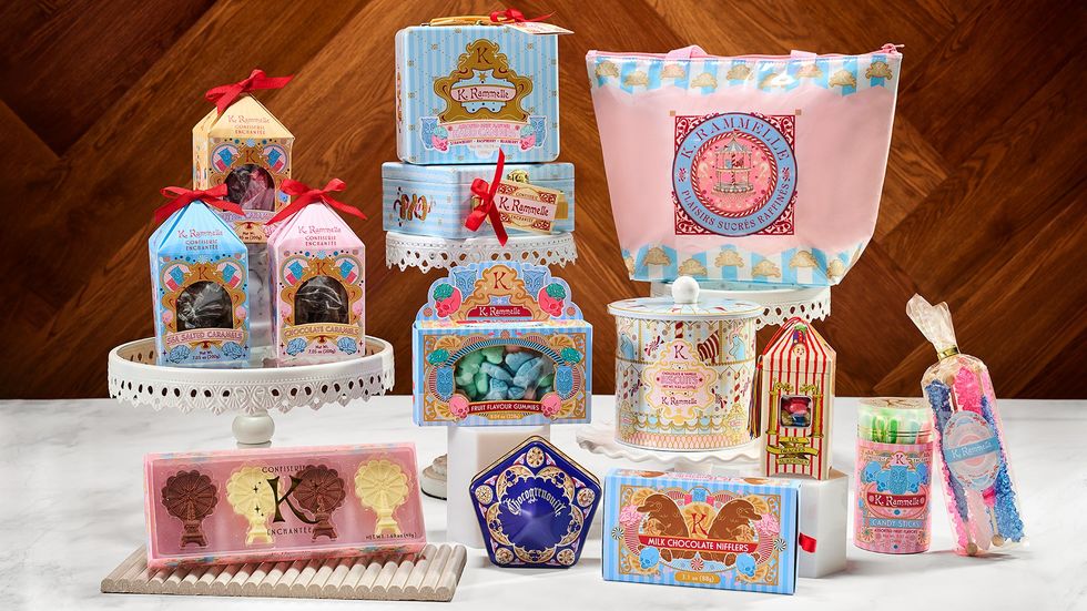 universal epic universe retail