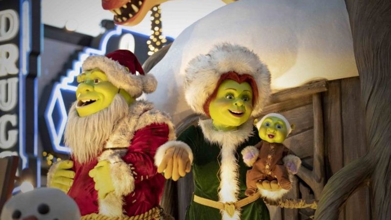 universal orlando christmas holidays