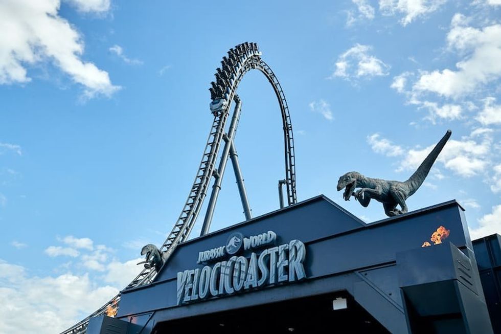 universal orlando jurassic world velocicoaster