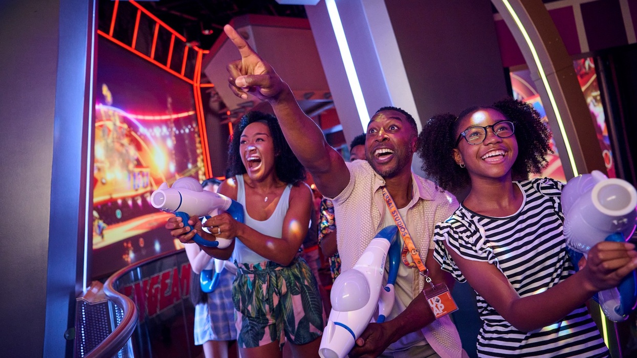 universal orlando villain-con minion blast