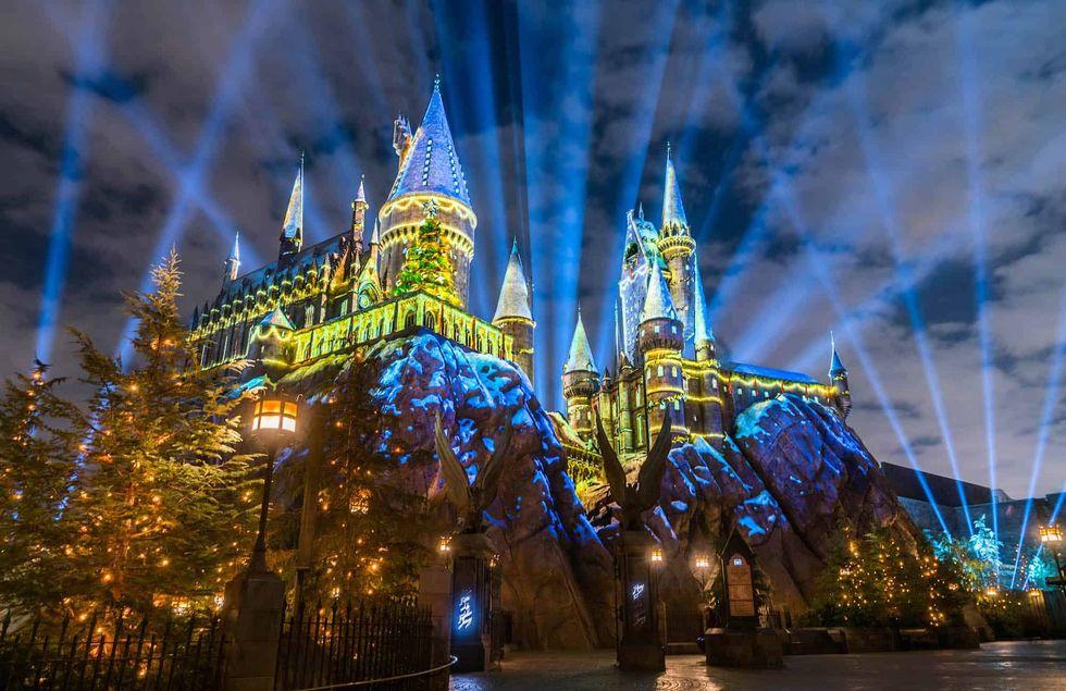 universal orlando wizarding world harry potter magical attractions