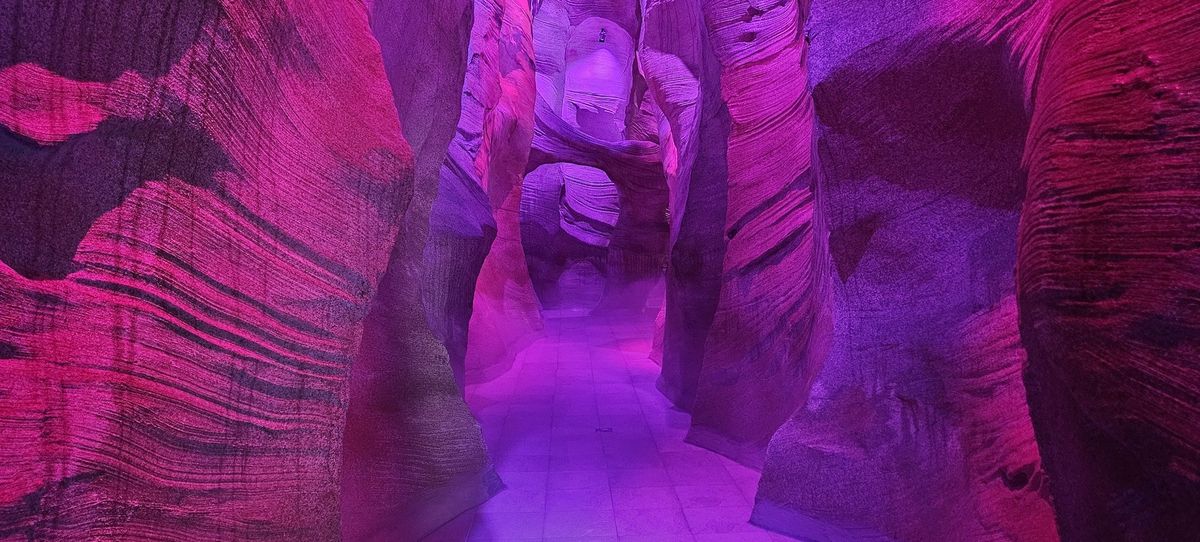 Universal Rocks Aquascope- Les Abysses de Lumières - Le Canyon