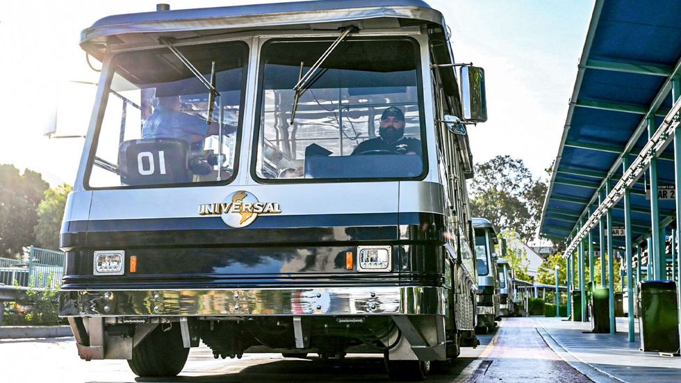 universal studios hollywood electric trams