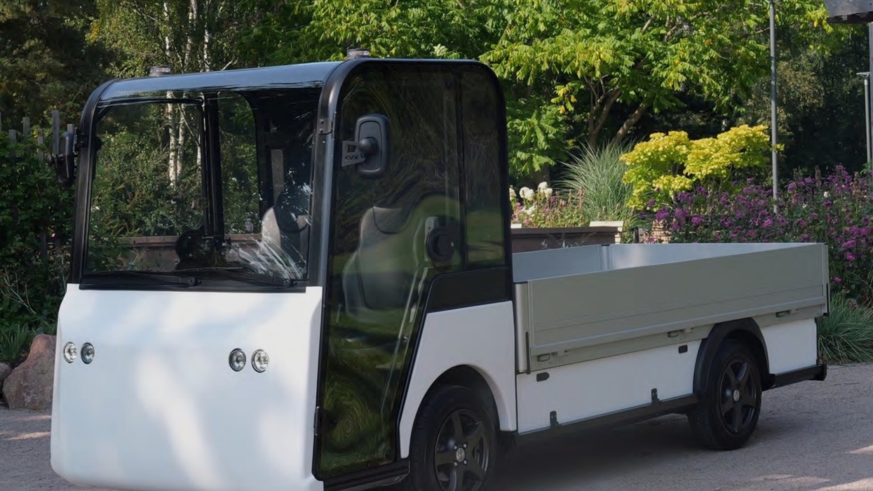 Utility eTRAM by Chance Rides