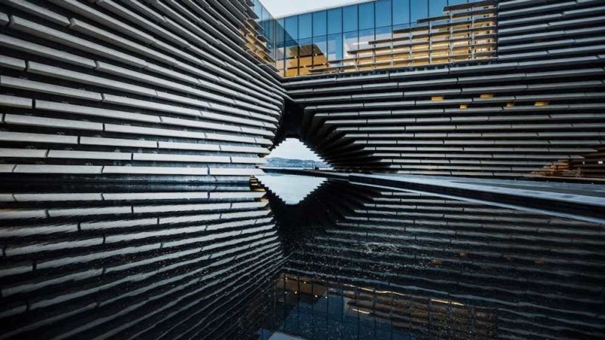 V&A Dundee exterior by Ross Fraser McLean )