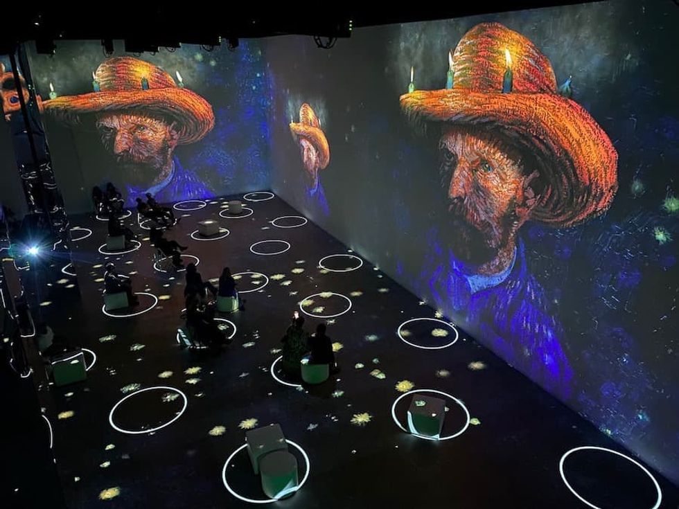 Van Gogh Artainment