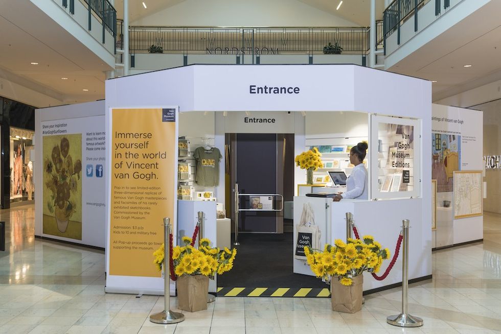 Van Gogh pop-up shop