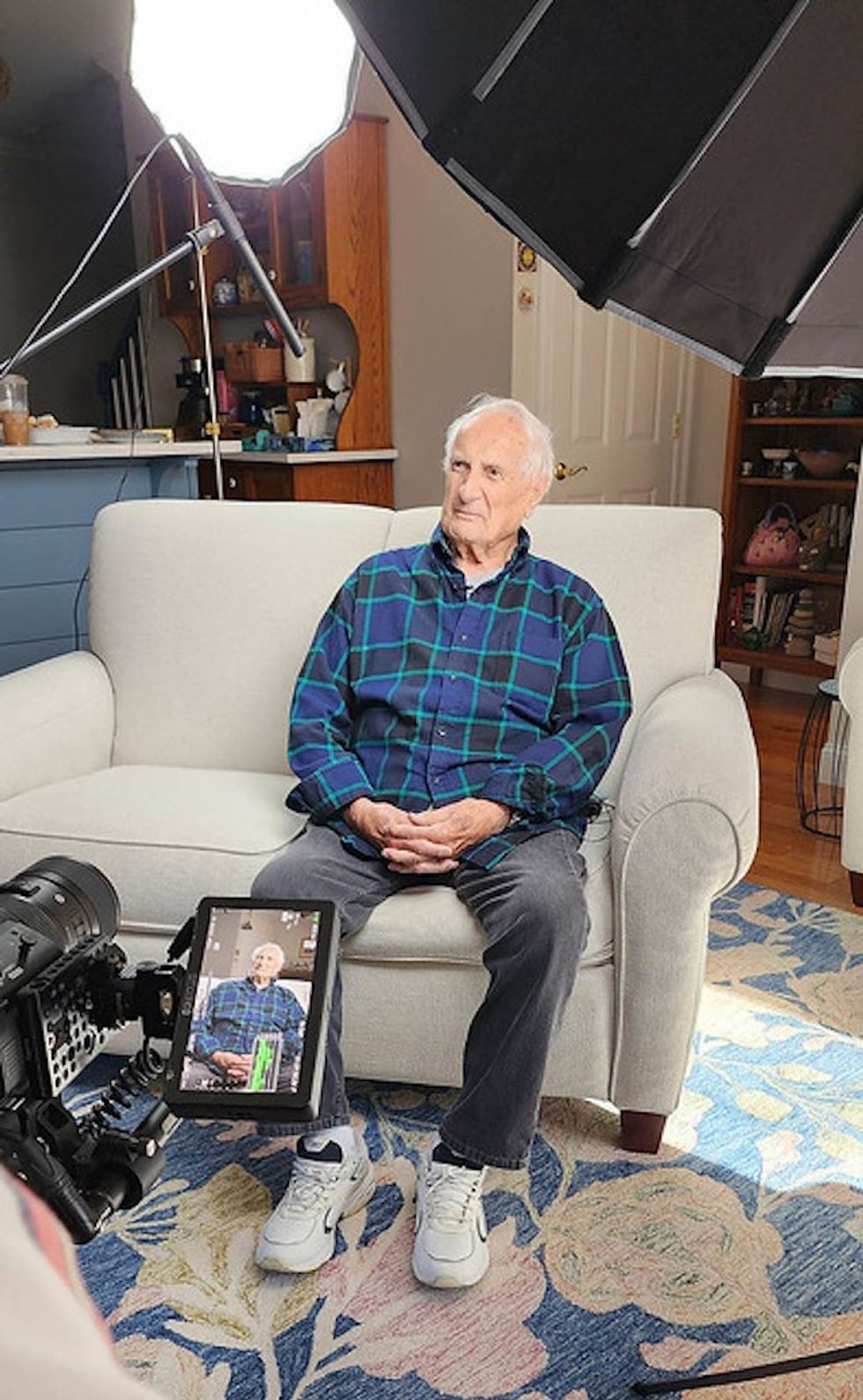 Veteran interviews Pathway to Peace exhibit Ideum