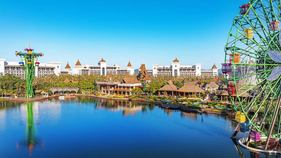 vidantaworld bon luxury theme park