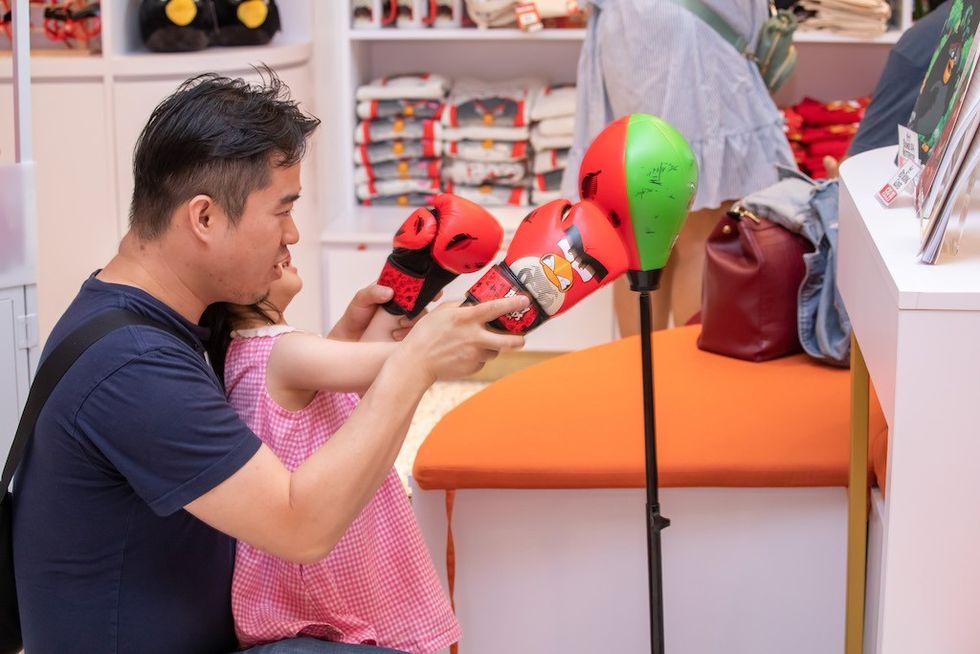 visitors at iSwii by Angry Birds