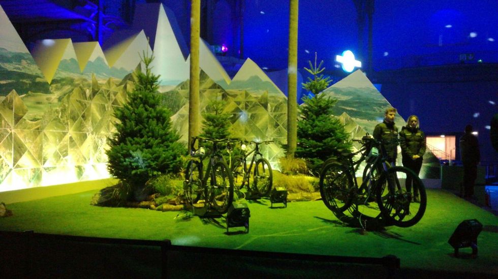 VR VTT CL Corporation