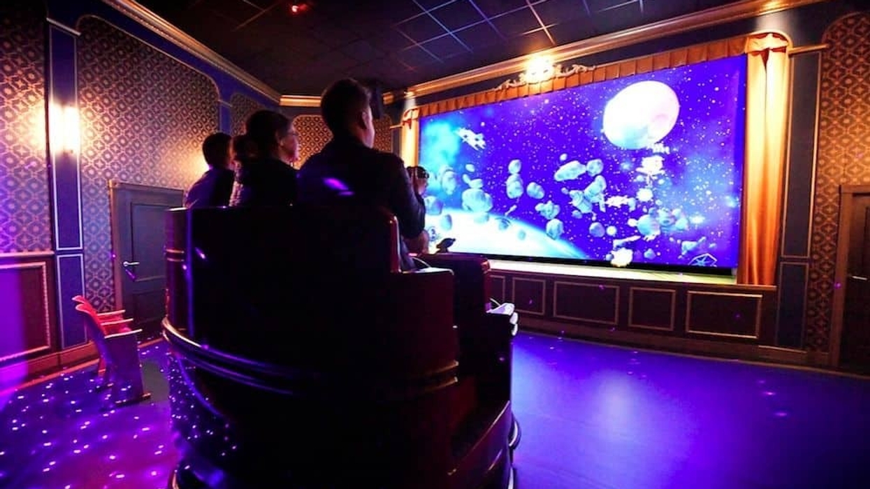 Walibi-Belgium-Popcorn-Revenge-space-scene