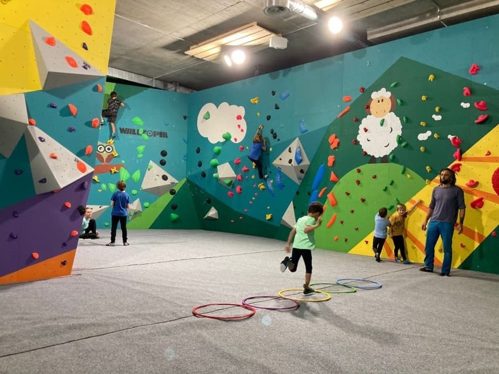 Walltopia Totem Escalade Meyrin Switzerland