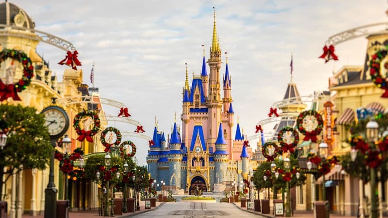 walt disney world christmas 2020