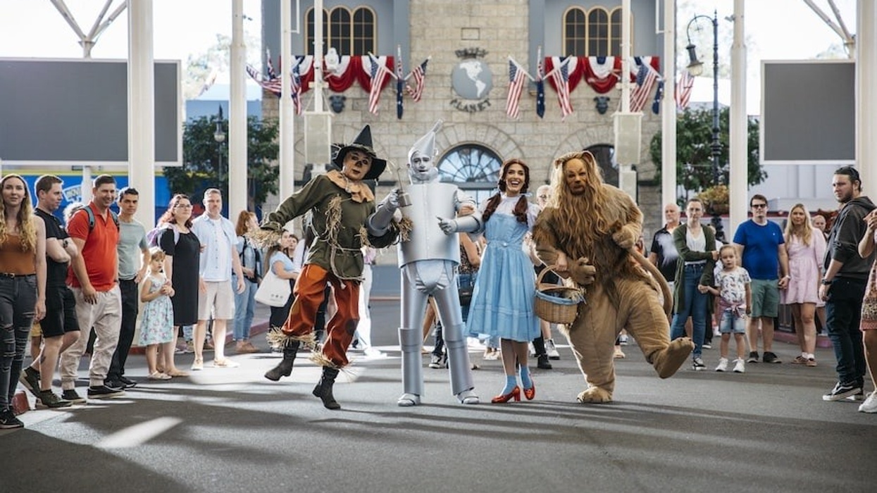 Warner Bros. Movie World - Hooray for Hollywood - Wizard of Oz