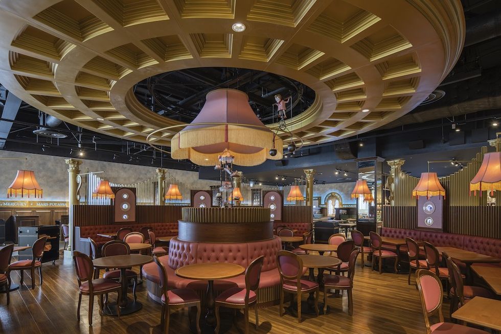 Warner Bros Tour Tokyo Backlot Cafe Prof. Umbridge retail for generation alpha